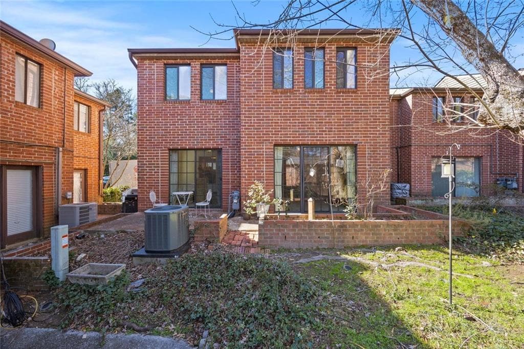 2279 Pernoshal Court, Dunwoody, GA 30338 — most recent listing photo