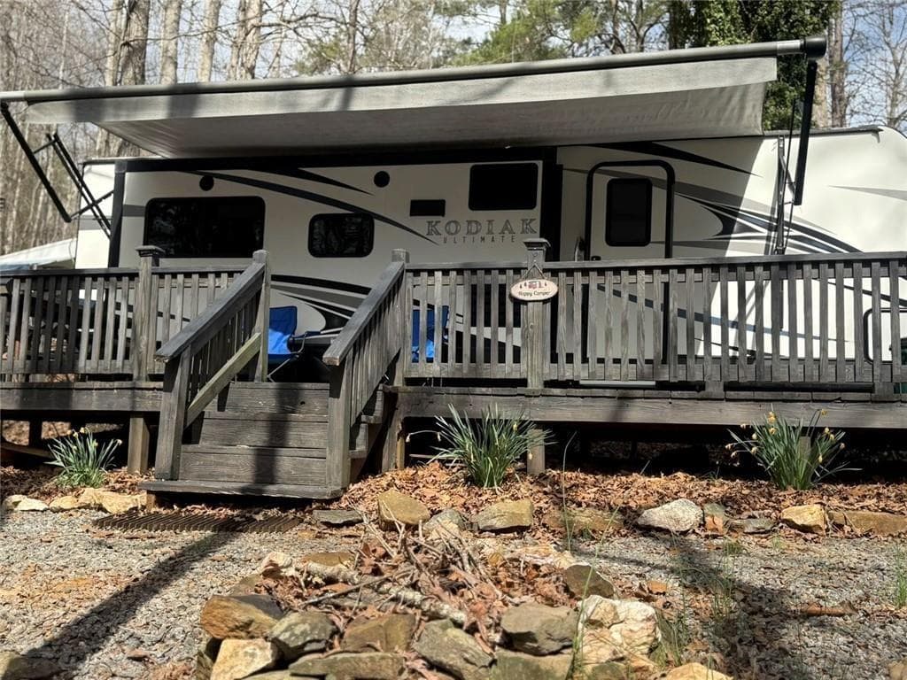 1 bedroom, 1 bathroom, 300 sq ft single family residence for sale at 532 10th Street, Ellijay, GA 30540