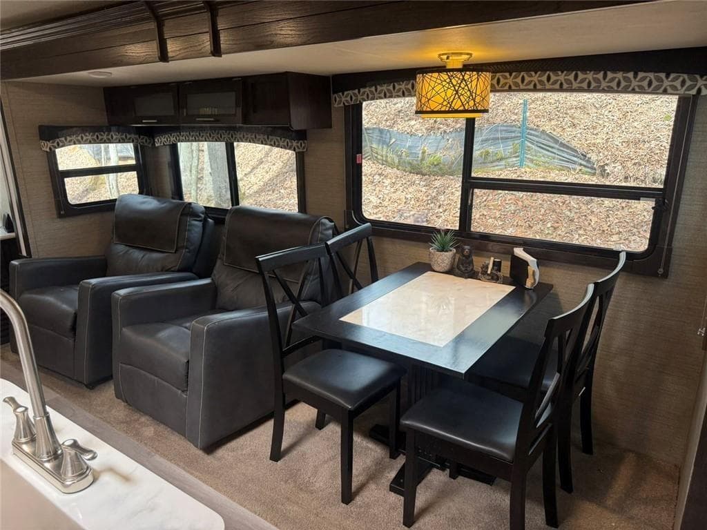 1 bedroom, 1 bathroom, 300 sq ft single family residence for sale at 532 10th Street, Ellijay, GA 30540 — photo 7