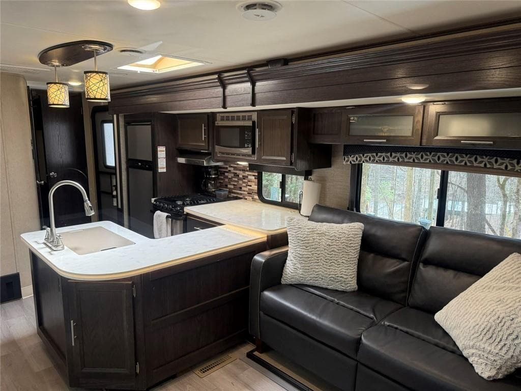 1 bedroom, 1 bathroom, 300 sq ft single family residence for sale at 532 10th Street, Ellijay, GA 30540 — photo 10