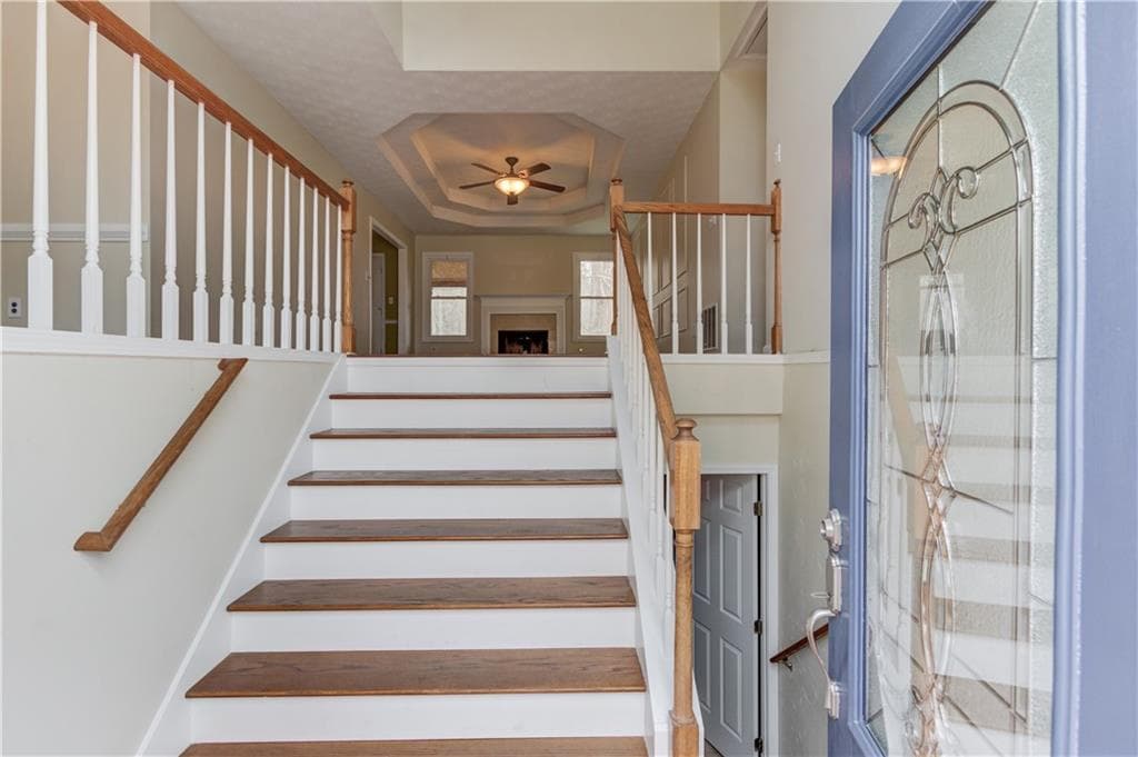 4 bedroom, 3 bathroom, 2,226 sq ft single family residence under contract at 885 Long Branch Circle, Sugar Hill, GA 30518 — photo 5