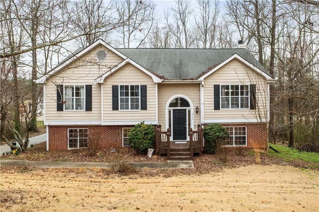 4 bedroom, 3 bathroom, 2,327 sq ft single family residence for sale at 4710 Wheeler Creek Drive, Hoschton, GA 30548