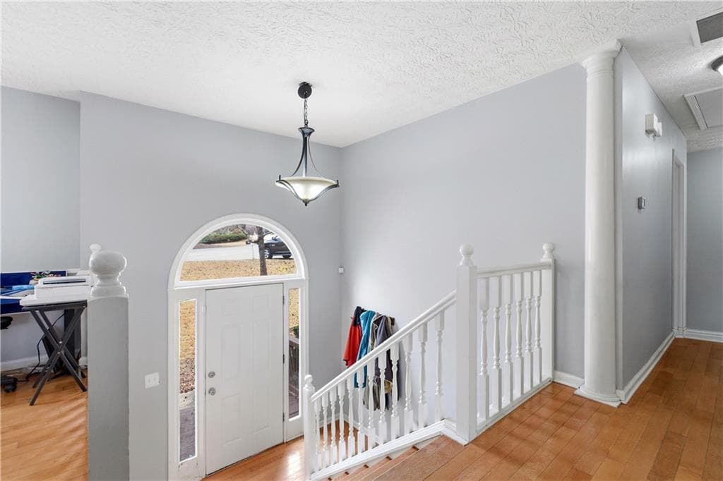 4 bedroom, 3 bathroom, 2,327 sq ft single family residence for sale at 4710 Wheeler Creek Drive, Hoschton, GA 30548 — photo 4