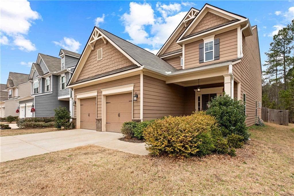 4 bedroom, 3 bathroom, 3,206 sq ft single family residence for sale at 1053 Shadow Glen Drive, Fairburn, GA 30213 — photo 3
