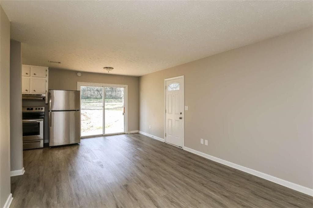 3 bedroom, 2 bathroom, 1,120 sq ft single family residence for sale at 781 Brighton Drive, Lawrenceville, GA 30043 — photo 10