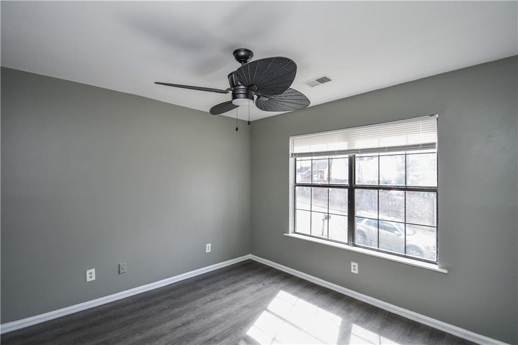 2 bedroom, 1 bathroom townhouse for rent at 735 Oak Drive, Hapeville, GA 30354 for $1,550 a month — photo 3