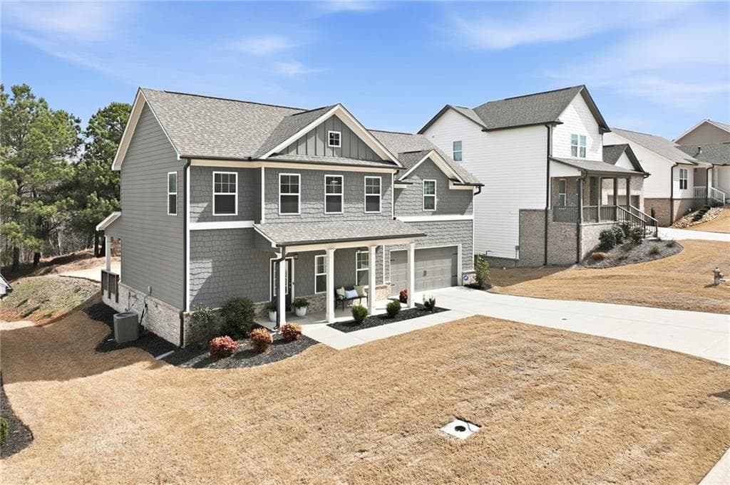 4 bedroom, 3 bathroom, 2,281 sq ft single family residence under contract at 2673 Limestone Creek Drive, Gainesville, GA 30501 — photo 4