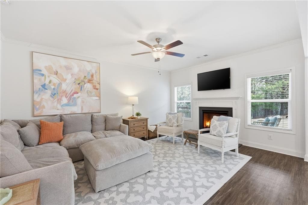 4 bedroom, 3 bathroom, 2,281 sq ft single family residence under contract at 2673 Limestone Creek Drive, Gainesville, GA 30501 — photo 8