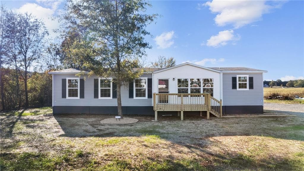3 bedroom, 2 bathroom single family residence sold at 5712 Rockmart Road, Silver Creek, GA 30173