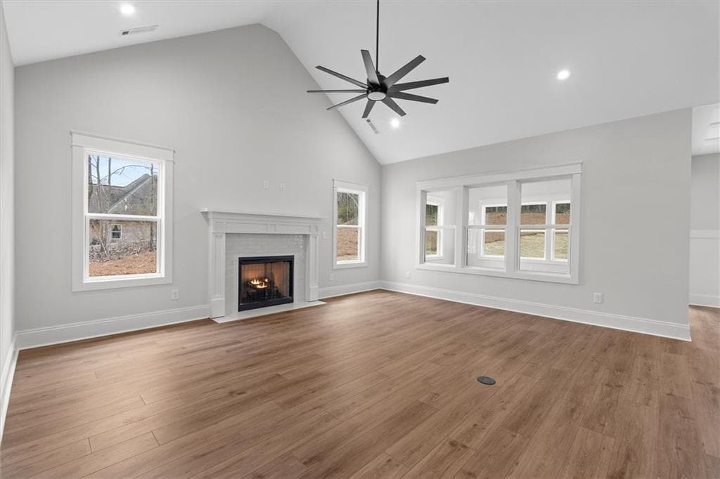 5 bedroom, 4 bathroom, 2,762 sq ft single family residence for sale at 177 West Lake Boulevard, Carrollton, GA 30116 — photo 8