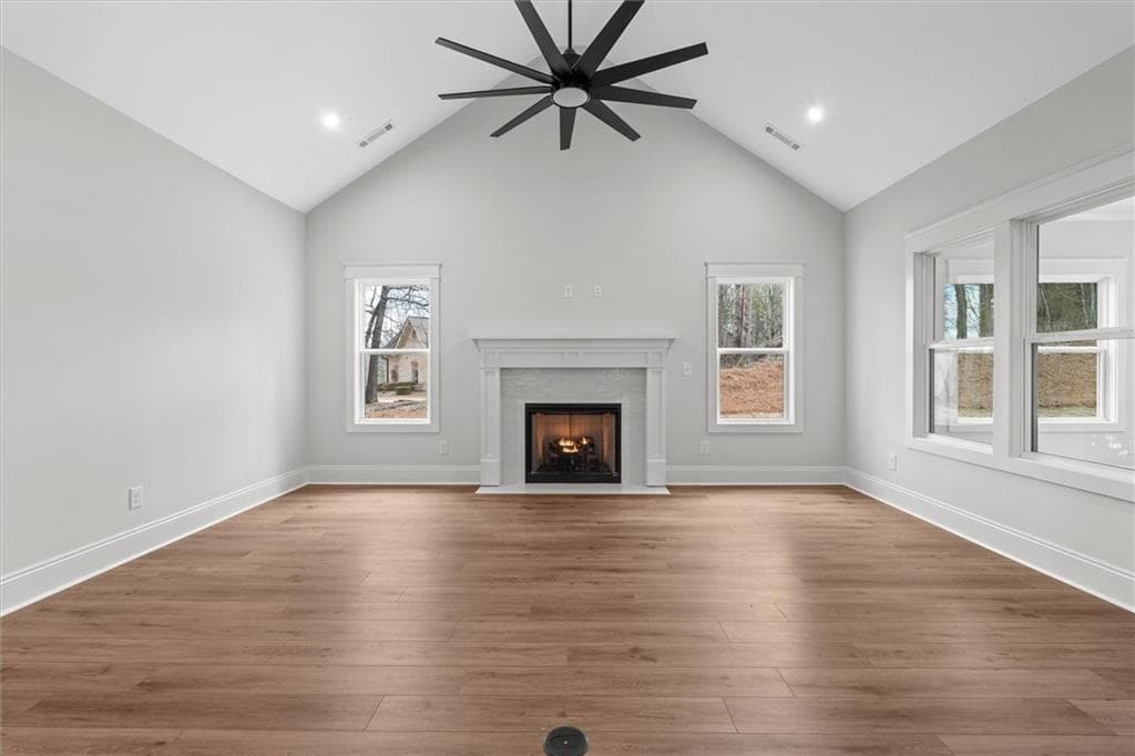 5 bedroom, 4 bathroom, 2,762 sq ft single family residence for sale at 177 West Lake Boulevard, Carrollton, GA 30116 — photo 9