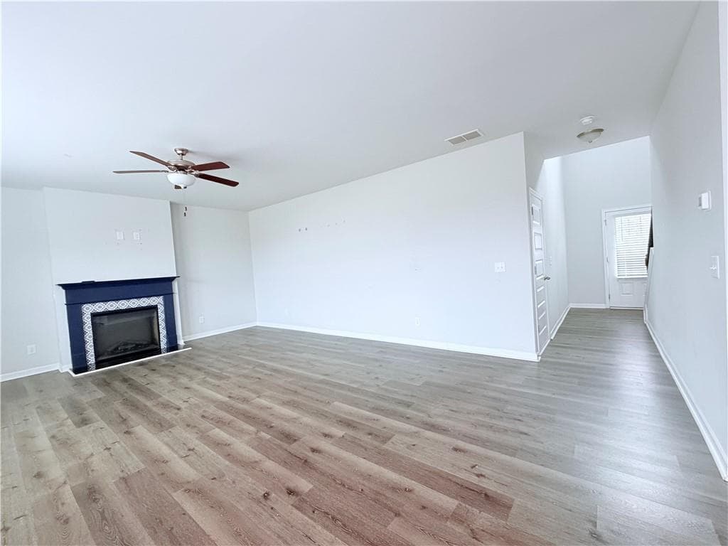 4 bedroom, 3 bathroom single family residence for rent at 409 Mcginnis Circle, Calhoun, GA 30701 for $2,000 a month — photo 7
