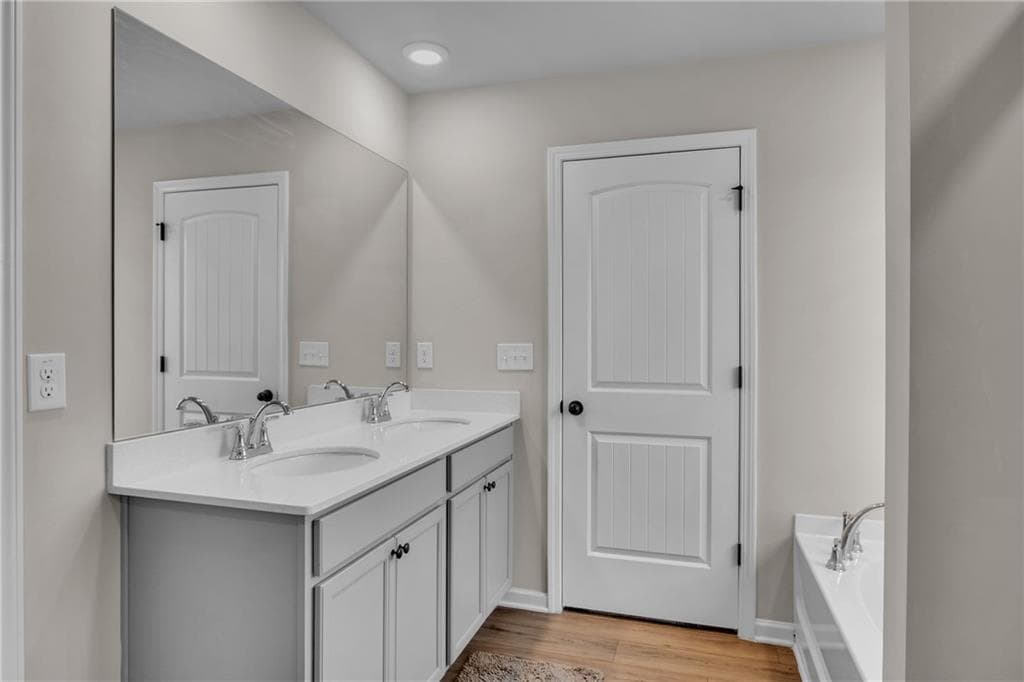 4 bedroom, 3 bathroom, 2,184 sq ft single family residence for sale at 11608 Winston Drive, Hampton, GA 30228 — photo 10