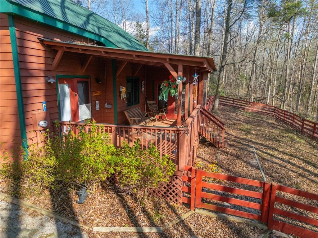 2 bedroom, 2 bathroom, 1,328 sq ft single family residence under contract at 281 Briarpatch Way, Cleveland, GA 30528 — photo 6