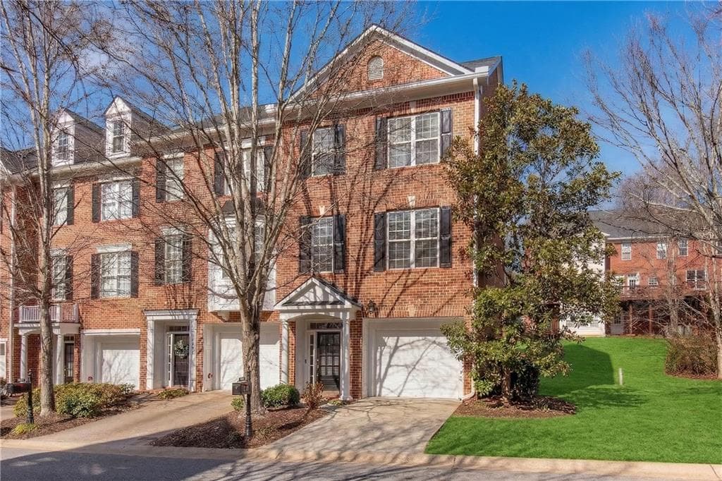 3502 Waters Edge Trail