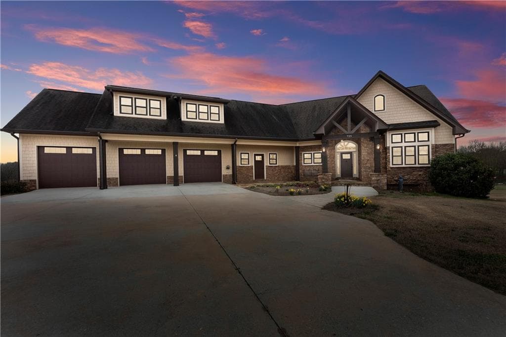 3 bedroom, 3 bathroom, 2,284 sq ft single family residence for sale at 725 County Farm Road, Jefferson, GA 30549 — photo 2