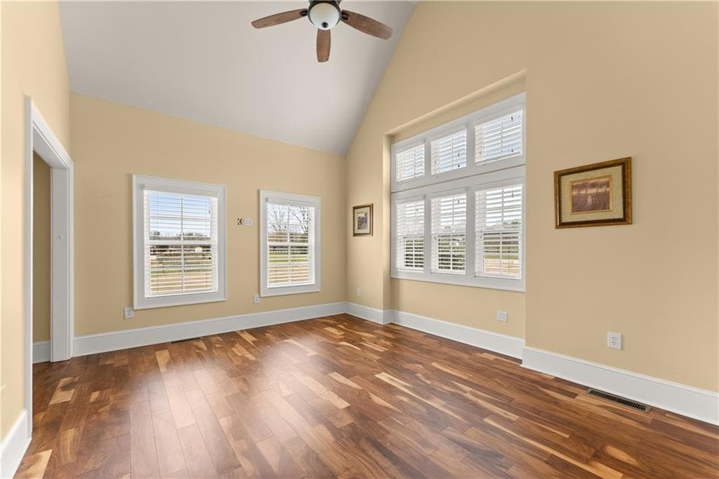 3 bedroom, 3 bathroom, 2,284 sq ft single family residence for sale at 725 County Farm Road, Jefferson, GA 30549 — photo 6