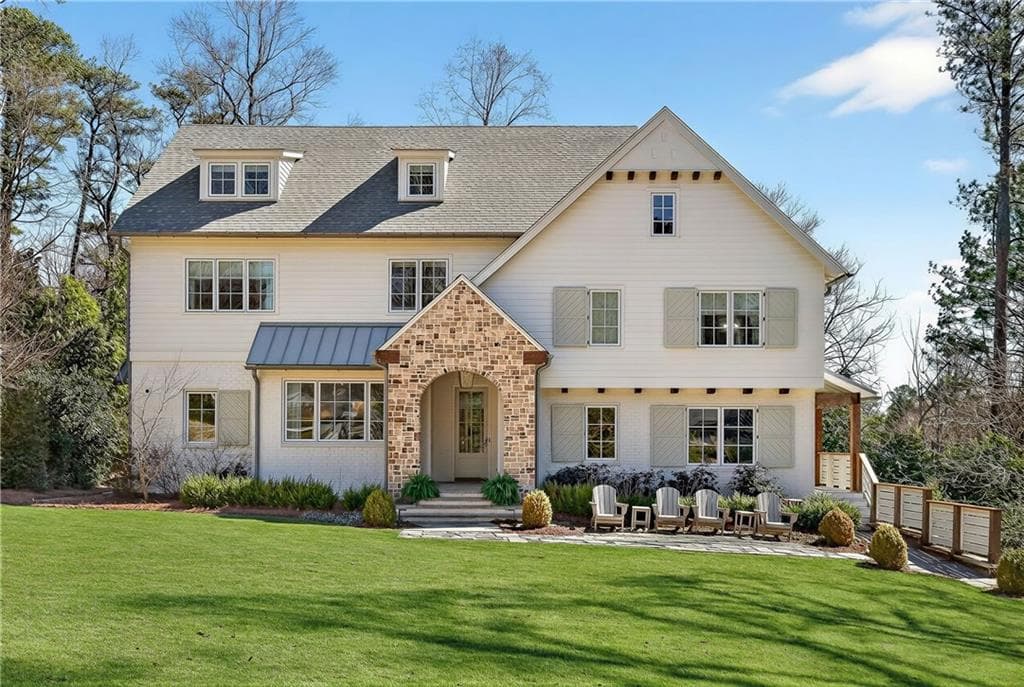 7 bedroom, 9 bathroom, 7,034 sq ft single family residence sold at 524 Bryn Mawr Lane, Atlanta, GA 30327
