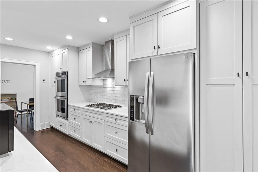 3 bedroom, 2 bathroom, 1,877 sq ft single family residence for sale at 1257 Briar Hills Drive, Atlanta, GA 30306 — photo 4