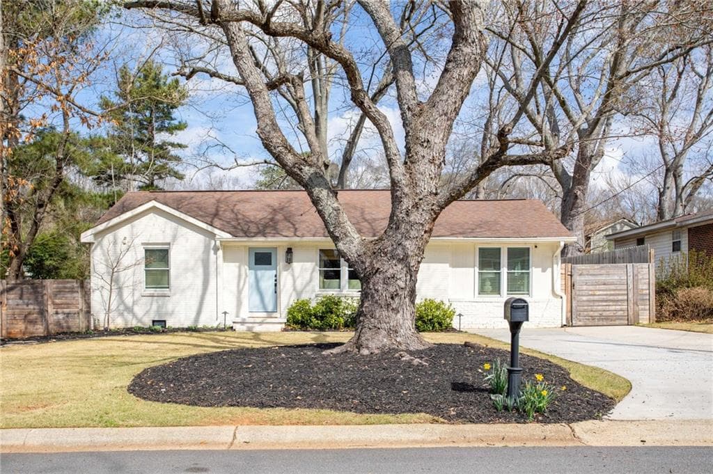 545 Woodale Drive, Smyrna, GA 30080 — most recent listing photo