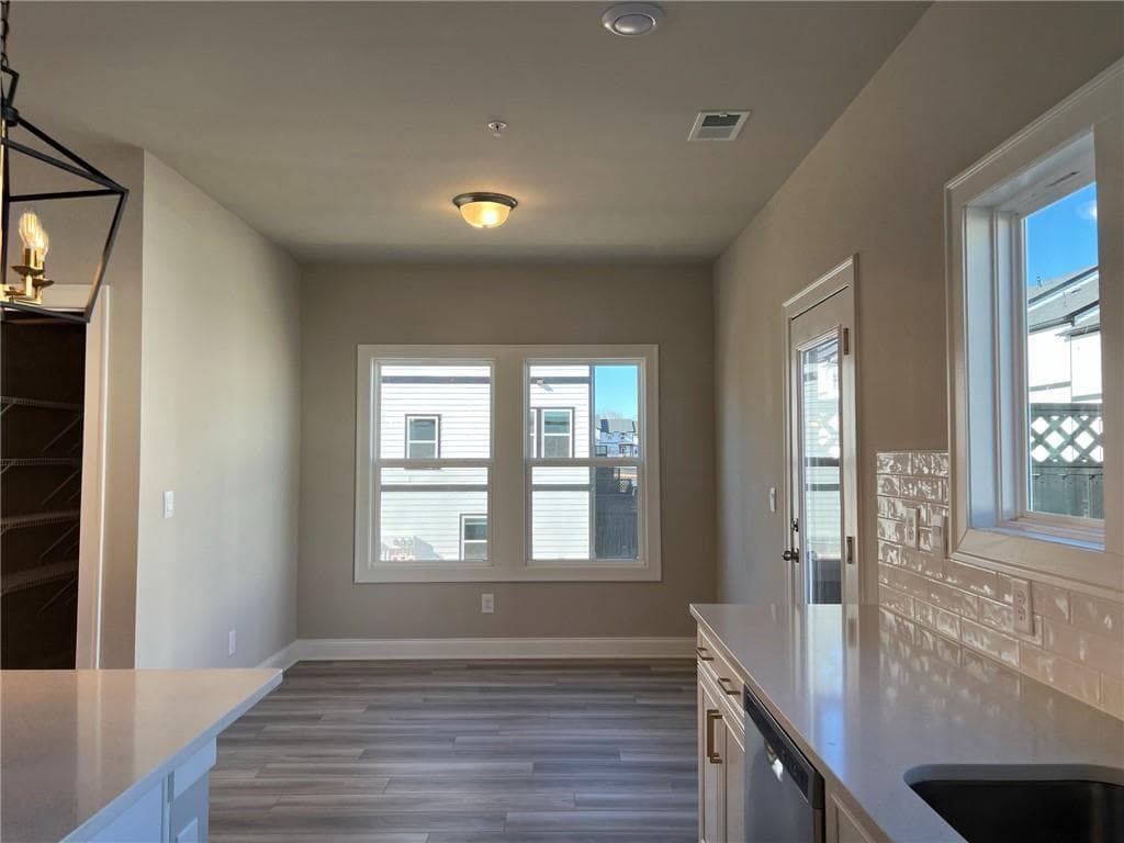 4 bedroom, 4 bathroom townhouse for rent at 431 Lincoln Street, Woodstock, GA 30188 for $2,875 a month — photo 5