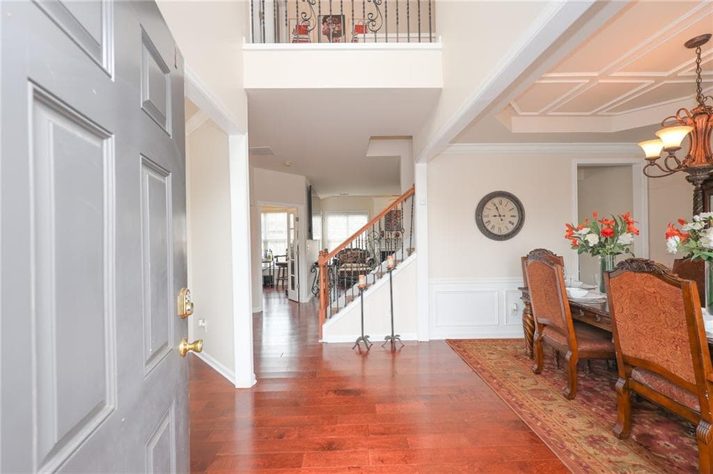 4 bedroom, 3 bathroom, 2,332 sq ft single family residence for sale at 3251 Telford Terrace, Atlanta, GA 30331 — photo 5