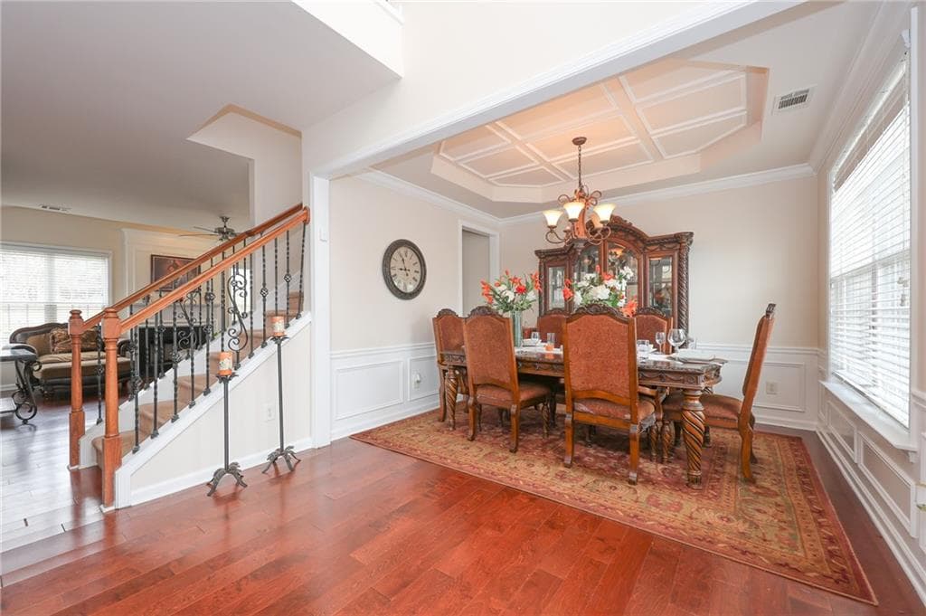 4 bedroom, 3 bathroom, 2,332 sq ft single family residence for sale at 3251 Telford Terrace, Atlanta, GA 30331 — photo 6