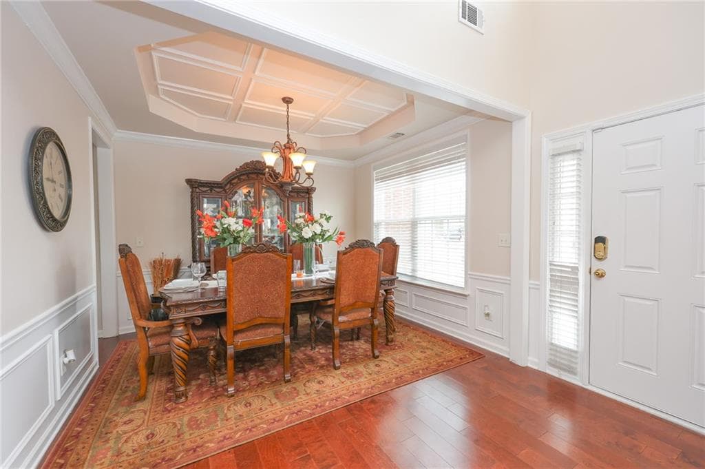 4 bedroom, 3 bathroom, 2,332 sq ft single family residence for sale at 3251 Telford Terrace, Atlanta, GA 30331 — photo 7