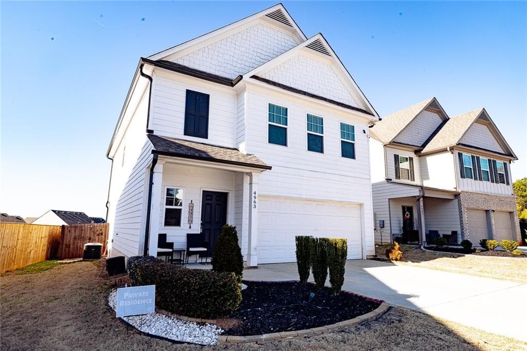 4 bedroom, 3 bathroom, 2,088 sq ft single family residence for sale at 4963 Hillstone Drive, Gainesville, GA 30504 — photo 3