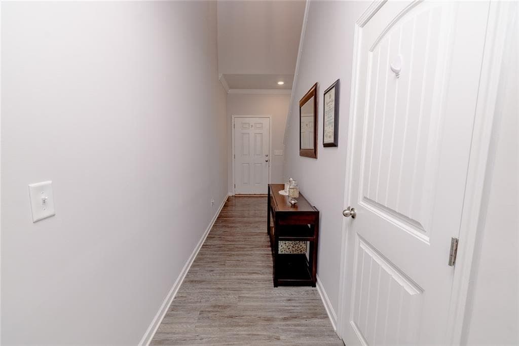 4 bedroom, 3 bathroom, 2,088 sq ft single family residence for sale at 4963 Hillstone Drive, Gainesville, GA 30504 — photo 5