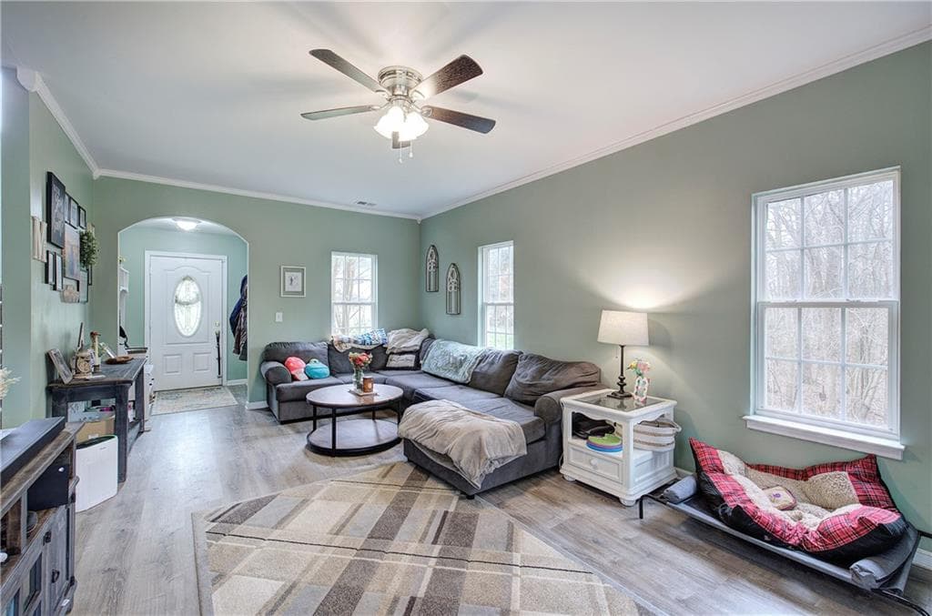 3 bedroom, 3 bathroom, 1,523 sq ft single family residence for sale at 385 Griffin Road, Cartersville, GA 30120 — photo 5