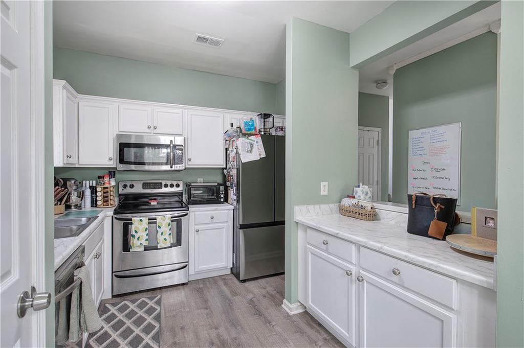 3 bedroom, 3 bathroom, 1,523 sq ft single family residence for sale at 385 Griffin Road, Cartersville, GA 30120 — photo 10