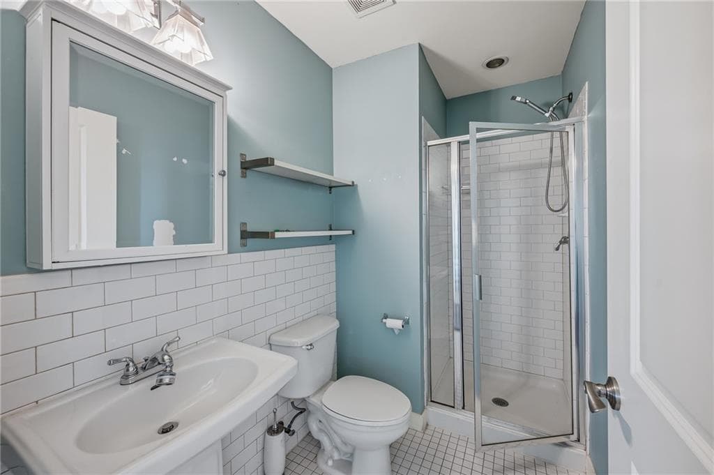 2 bedroom, 2 bathroom, 1,135 sq ft condominium for sale at 565 Peachtree Street 1011, Atlanta, GA 30308 — photo 10
