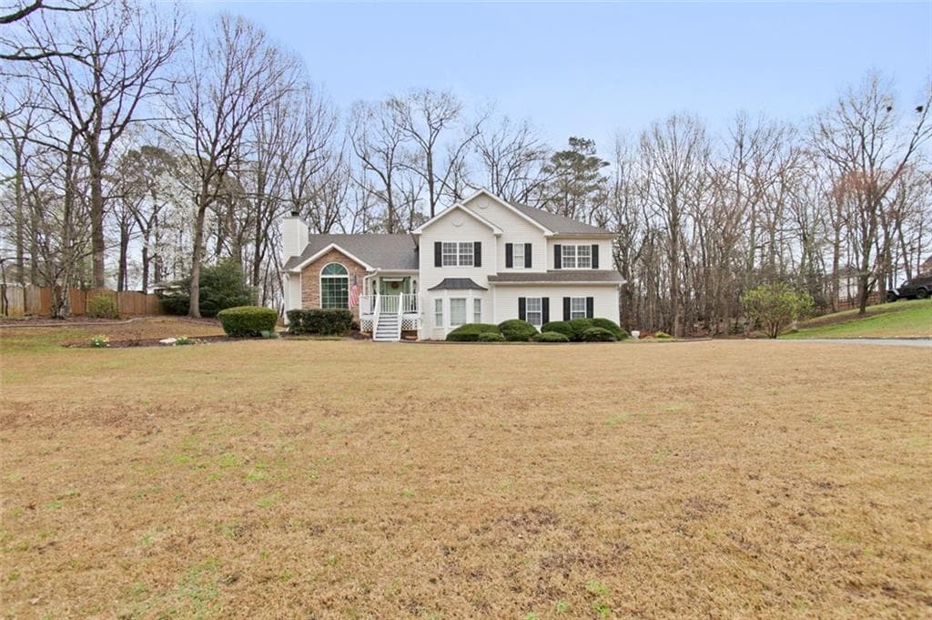 3 bedroom, 3 bathroom, 2,259 sq ft single family residence under contract at 308 Saddle Wood Drive, Canton, GA 30114 — photo 3