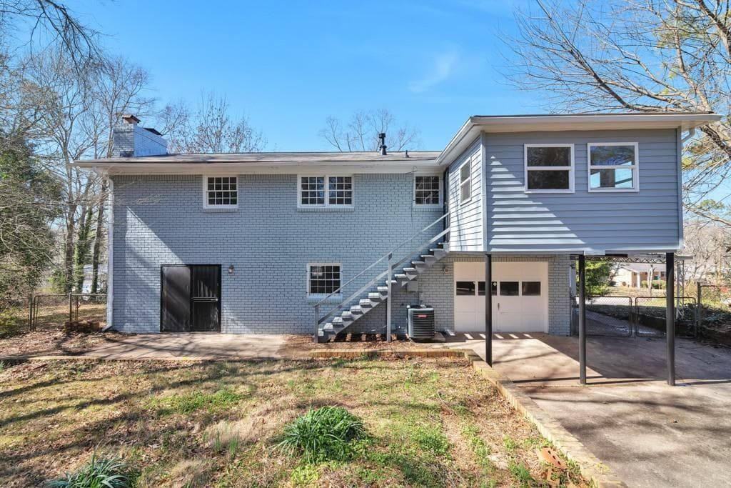 3 bedroom, 2 bathroom, 1,758 sq ft single family residence for sale at 1400 Cornwall Road, Decatur, GA 30032 — photo 5