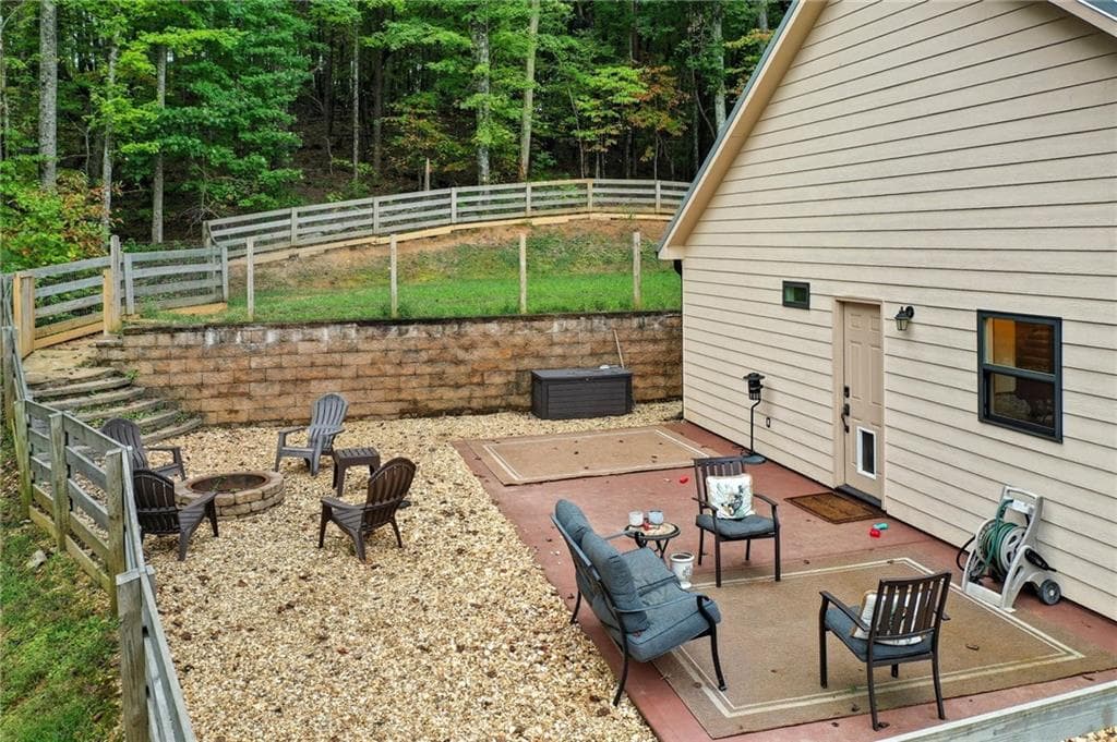 2 bedroom, 1 bathroom, 780 sq ft single family residence for sale at 415 Woods Road, Talking Rock, GA 30175 — photo 6