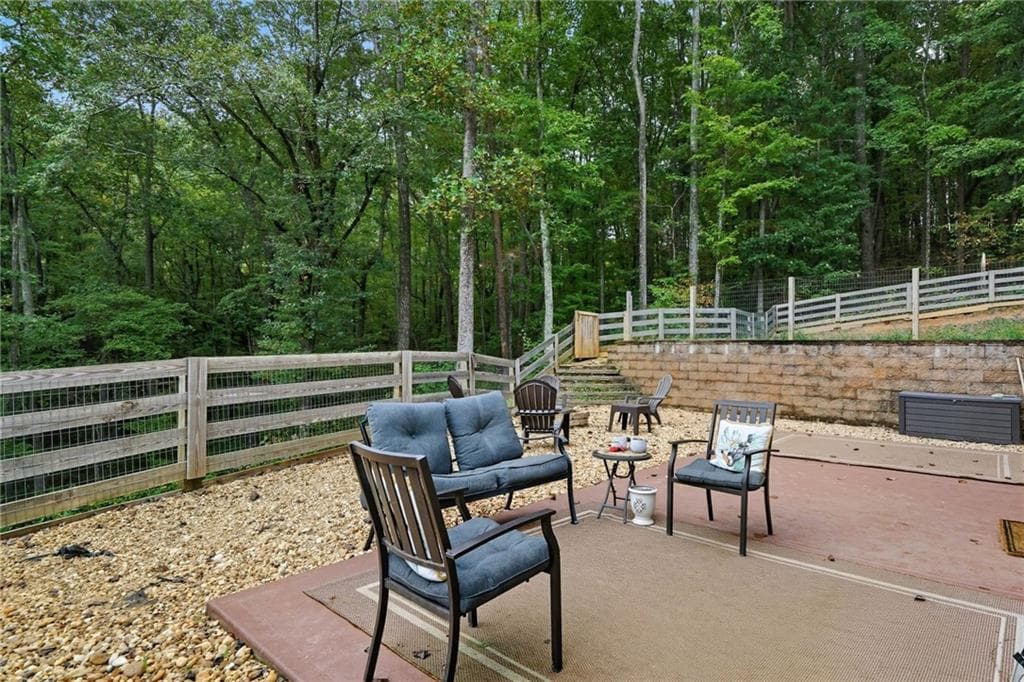 2 bedroom, 1 bathroom, 780 sq ft single family residence for sale at 415 Woods Road, Talking Rock, GA 30175 — photo 9
