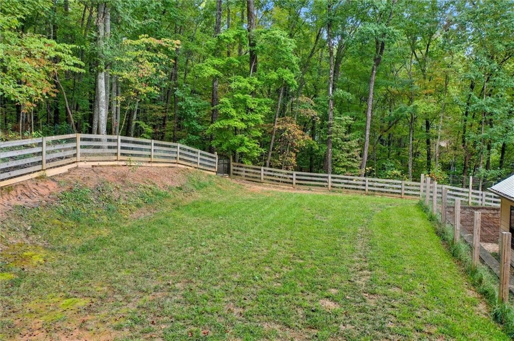 2 bedroom, 1 bathroom, 780 sq ft single family residence for sale at 415 Woods Road, Talking Rock, GA 30175 — photo 10