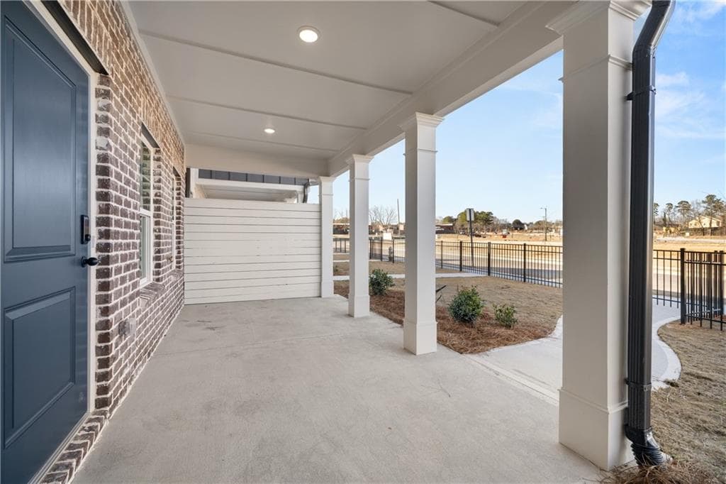 3 bedroom, 3 bathroom, 2,002 sq ft townhouse for sale at 3263 Lake Carlton Road 23, Loganville, GA 30052 — photo 4