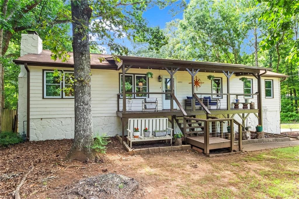 3 bedroom, 2 bathroom, 3,176 sq ft single family residence sold at 6971 Recreation Lane, Acworth, GA 30102