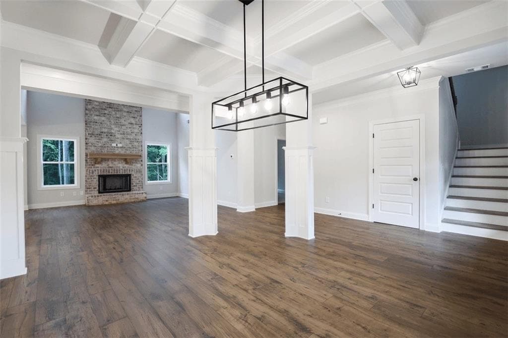 4 bedroom, 3 bathroom, 2,660 sq ft single family residence for sale at 1238 Cherry Bark Court, Loganville, GA 30052 — photo 2