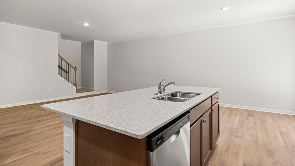 4 bedroom, 3 bathroom, 1,877 sq ft townhouse for sale at 4141 Kestrel Court, Gainesville, GA 30506 — photo 6