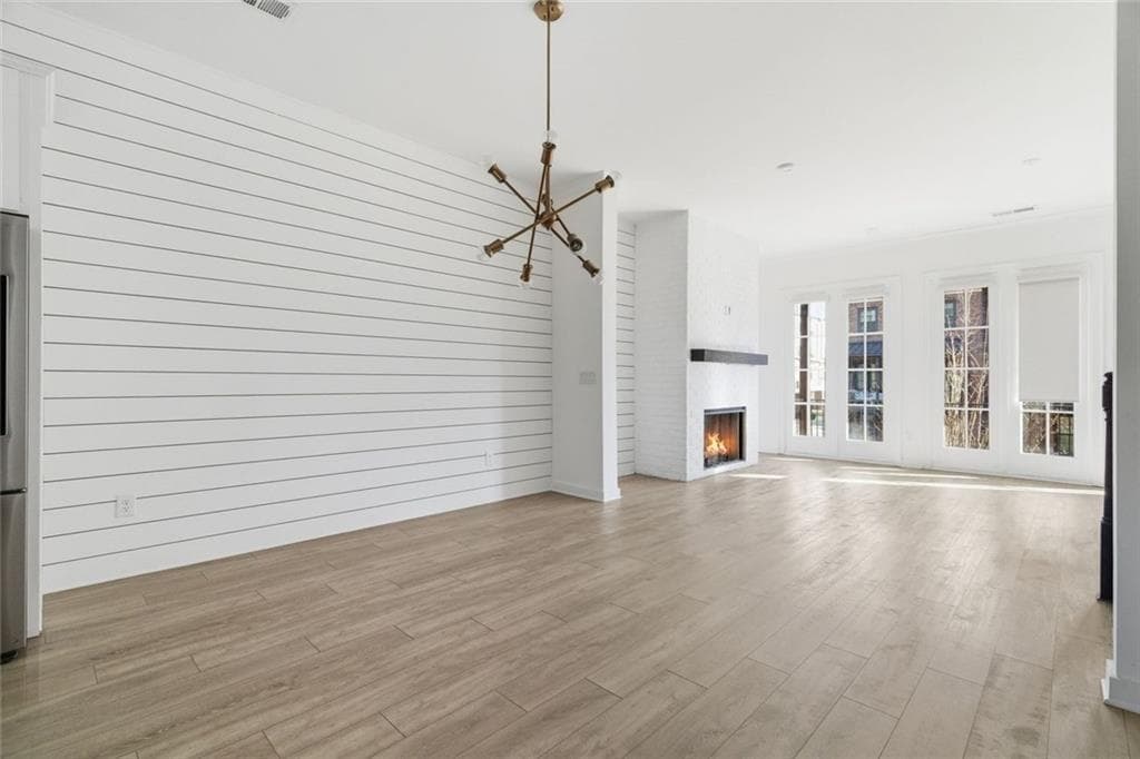 3 bedroom, 4 bathroom, 2,530 sq ft townhouse for sale at 863 Tisdale Trail, Marietta, GA 30068 — photo 4