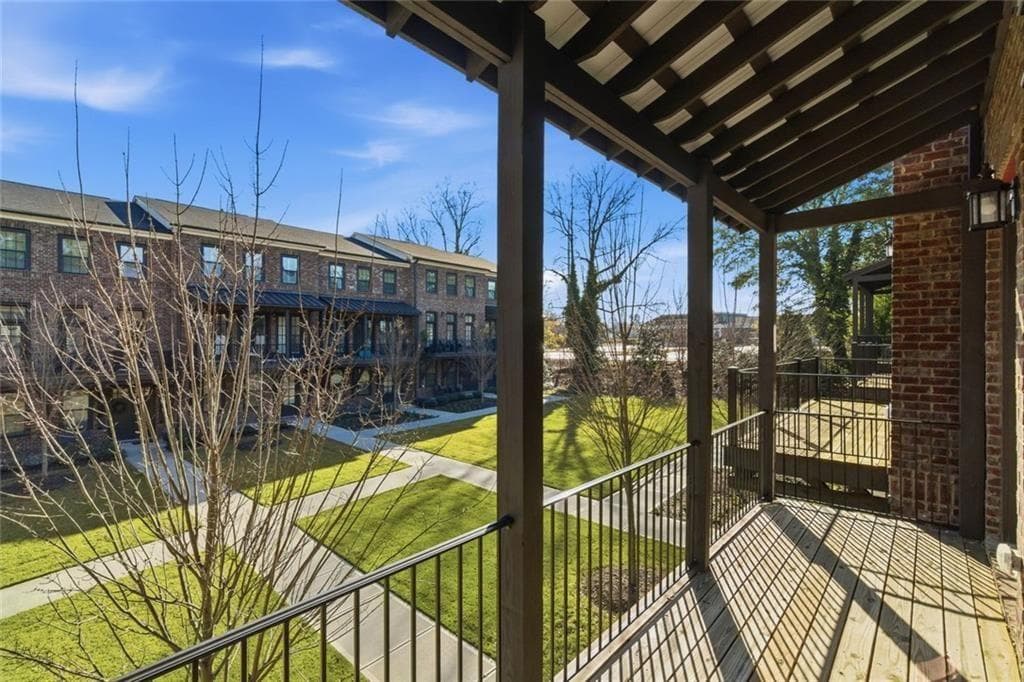 3 bedroom, 4 bathroom, 2,530 sq ft townhouse for sale at 863 Tisdale Trail, Marietta, GA 30068 — photo 7