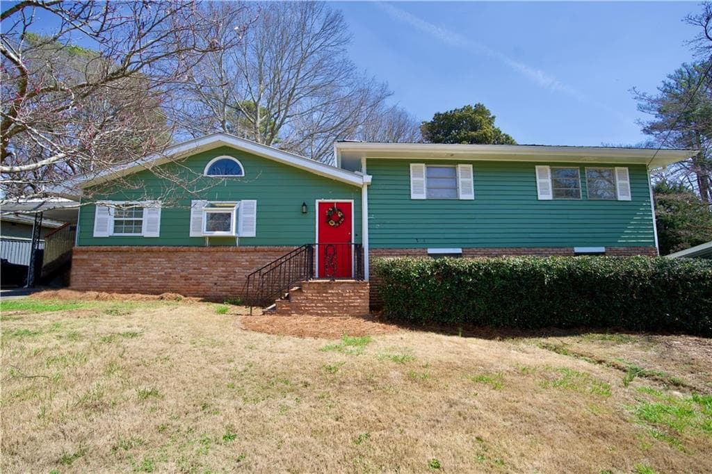 4 bedroom, 3 bathroom, 2,592 sq ft single family residence for sale at 282 Evelyn Street, Marietta, GA 30064