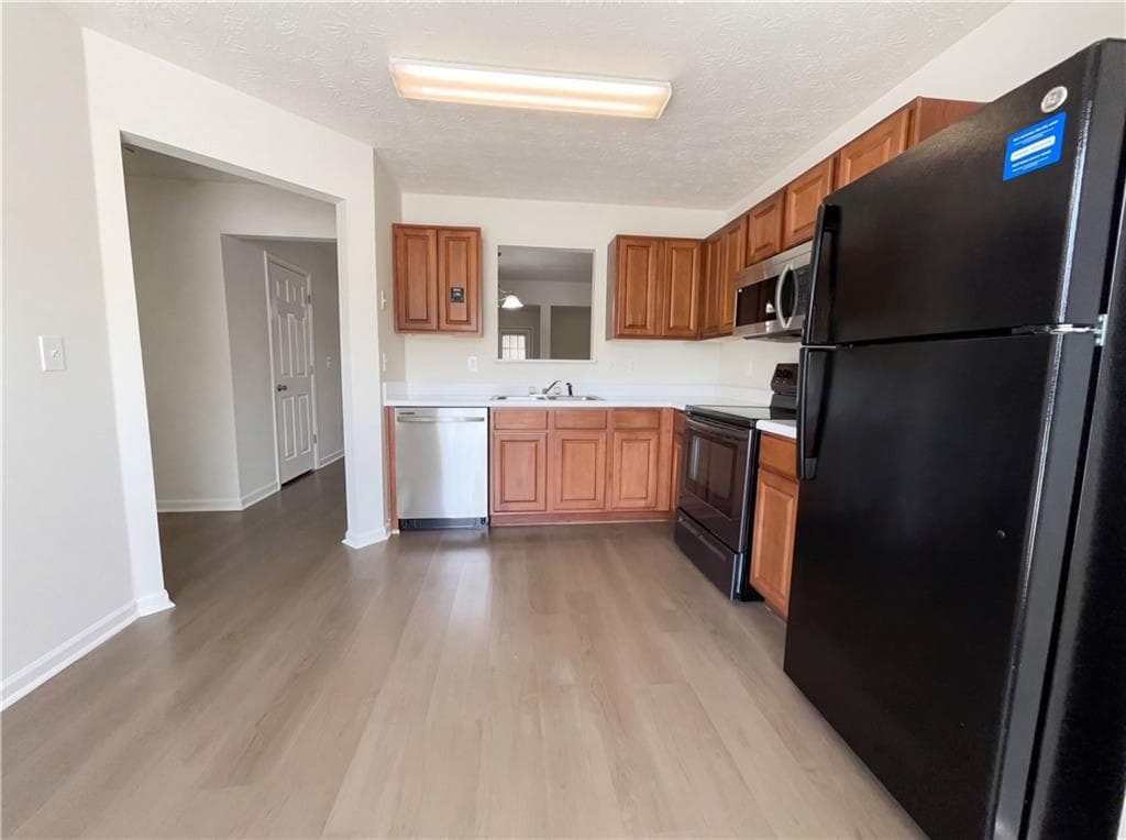 3 bedroom, 3 bathroom, 1,444 sq ft townhouse under contract at 4041 Browne Court, Conley, GA 30288 — photo 8