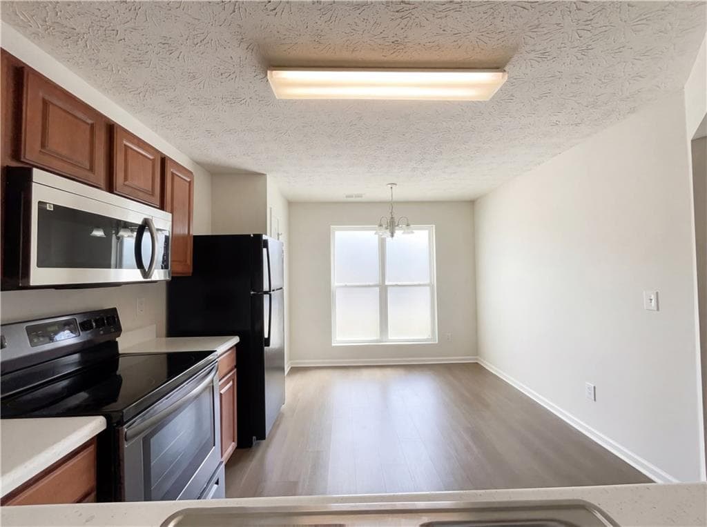 3 bedroom, 3 bathroom, 1,444 sq ft townhouse under contract at 4041 Browne Court, Conley, GA 30288 — photo 9
