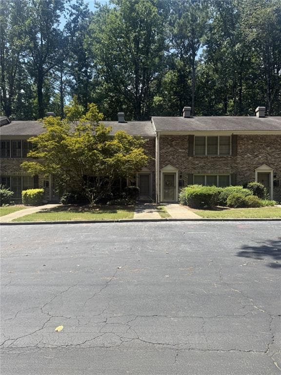 2 bedroom, 3 bathroom, 1,593 sq ft townhouse for sale at 2436 NORTHLAKE Court, Atlanta, GA 30345 — photo 2