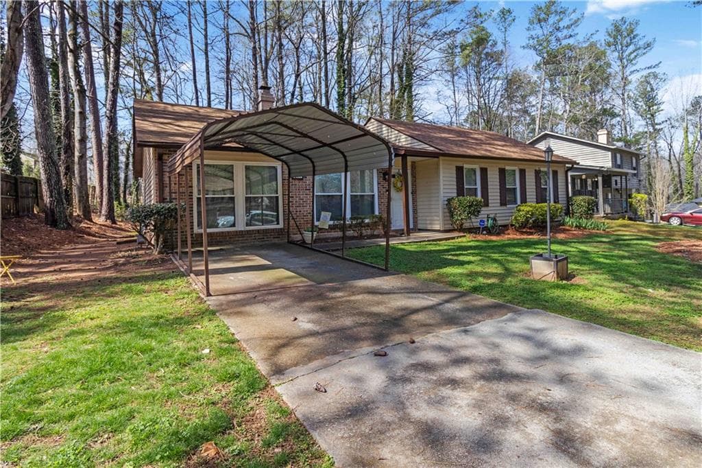 811 Longfellow Court, Stone Mountain, GA 30088 — most recent listing photo