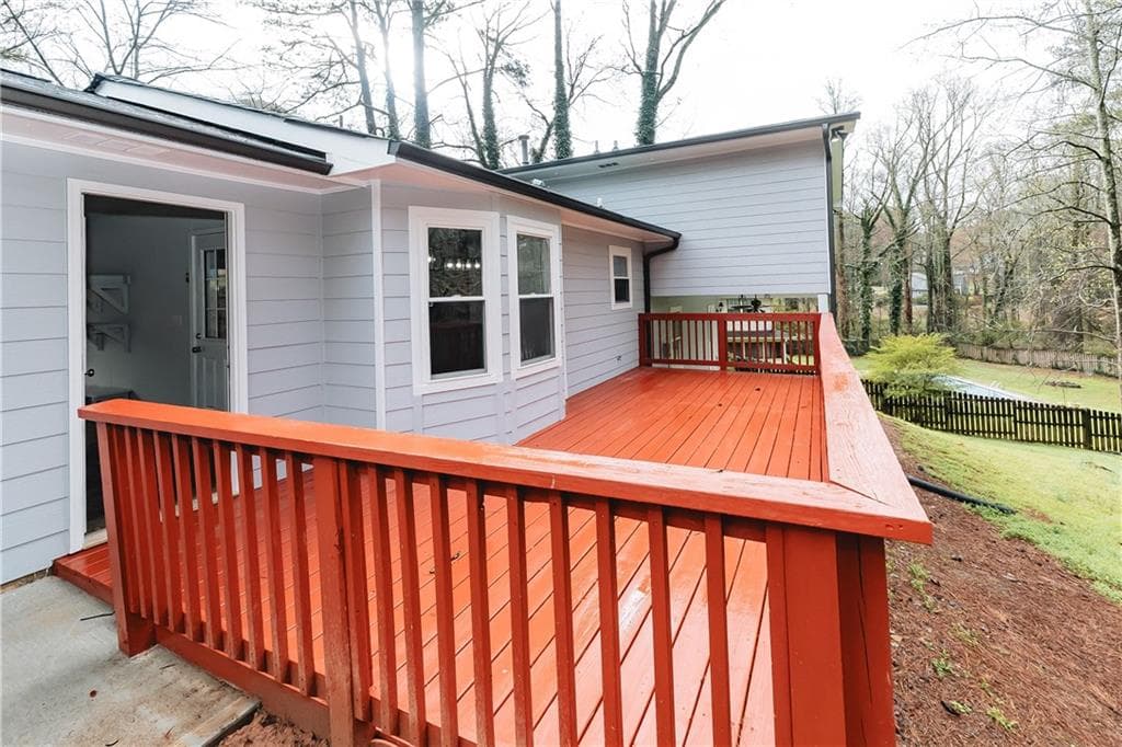 4 bedroom, 3 bathroom, 2,134 sq ft single family residence for sale at 3043 Fireside Drive, Snellville, GA 30078 — photo 7